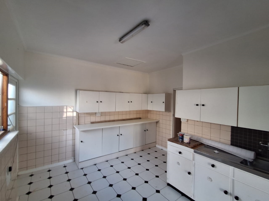 3 Bedroom Property for Sale in Churchill Estate Western Cape